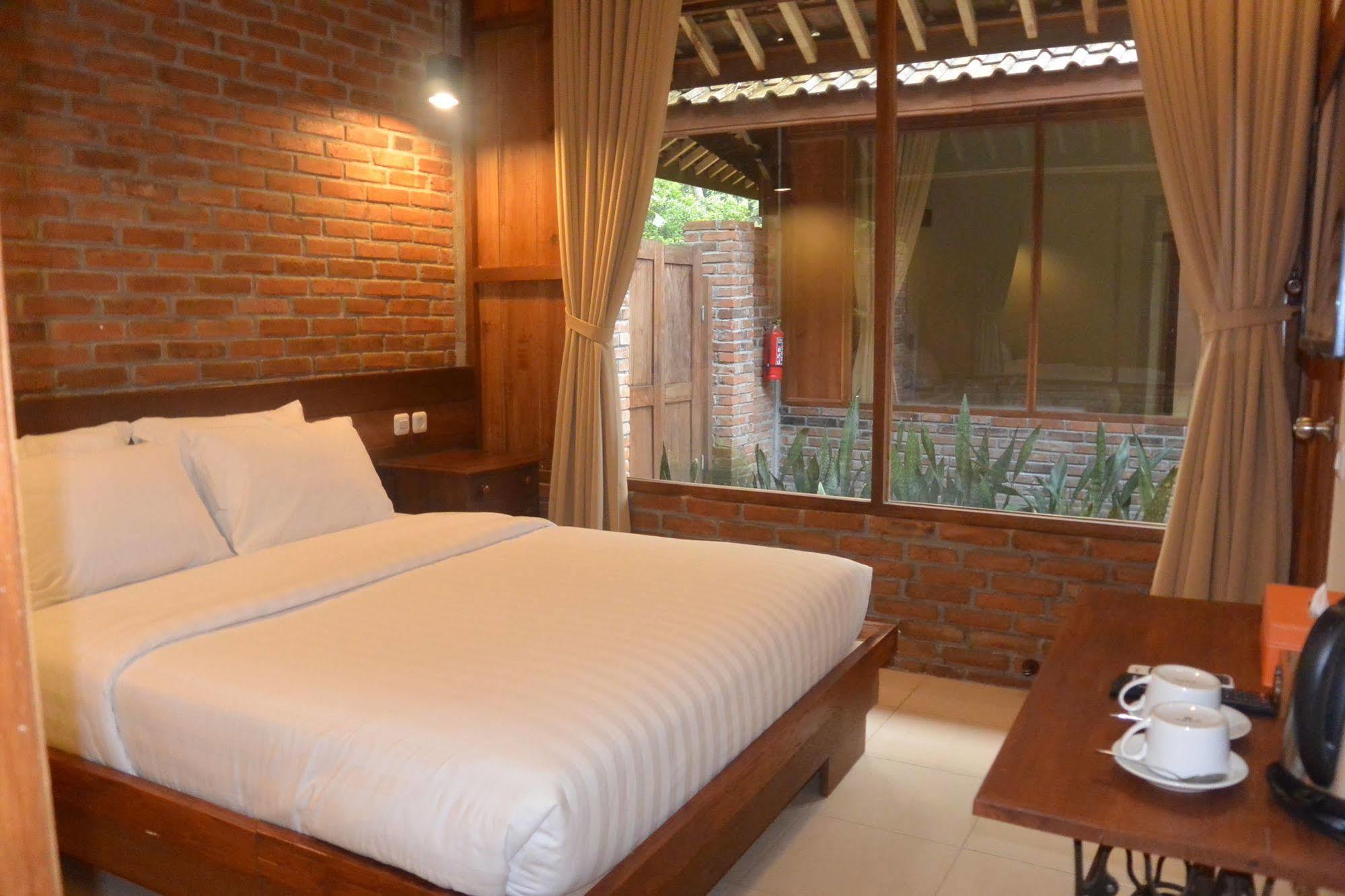 Cempaka Villa Magelang Esterno foto