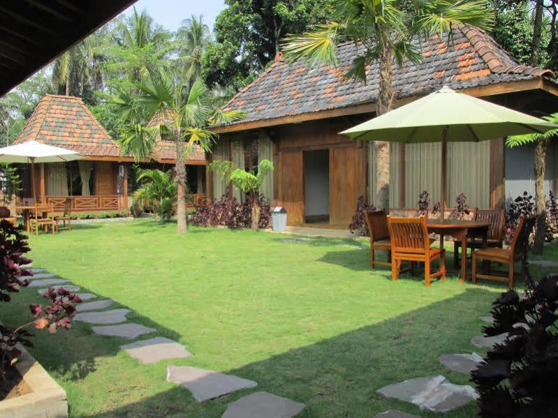 Cempaka Villa Magelang Esterno foto